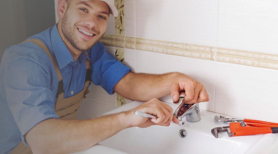 Professional clogged drains services in Vredenburgh, AL